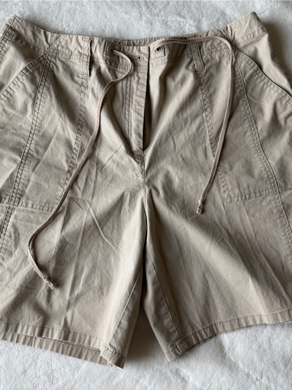 Talbots Men's Cargo Drawstring Pants in Light Khaki